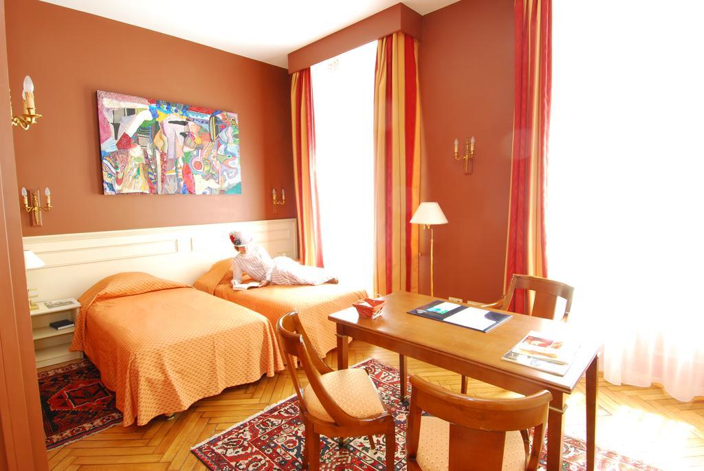 Ermitage Bouquet Hotel Руан Екстериор снимка