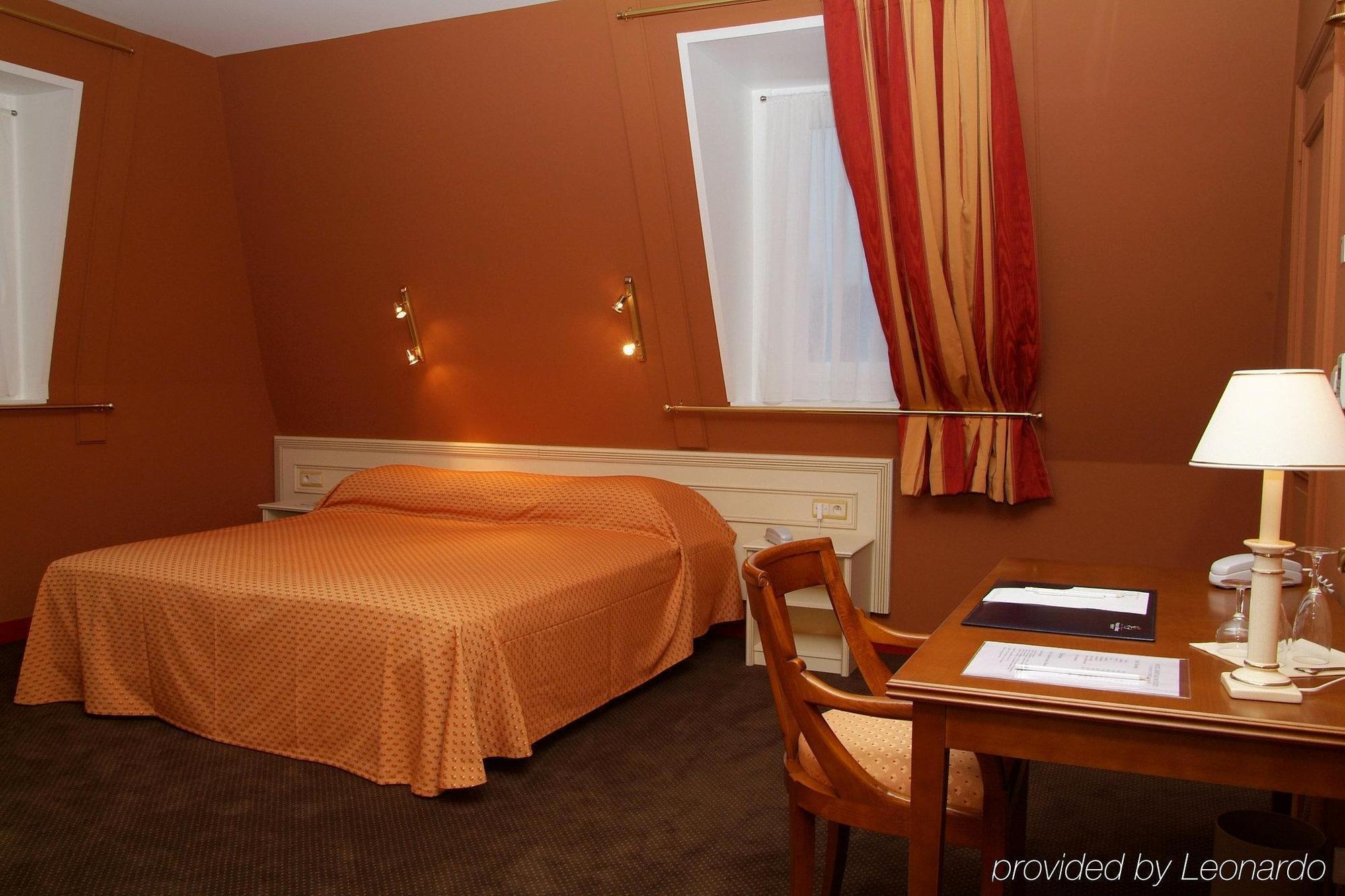 Ermitage Bouquet Hotel Руан Стая снимка