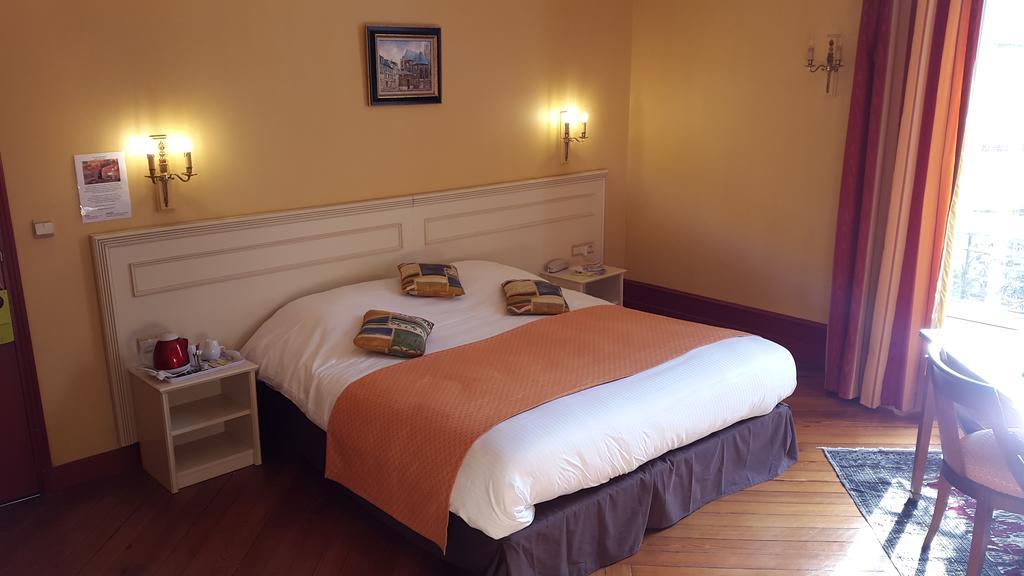 Ermitage Bouquet Hotel Руан Екстериор снимка