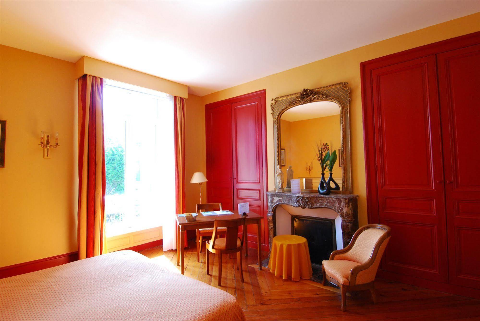 Ermitage Bouquet Hotel Руан Екстериор снимка