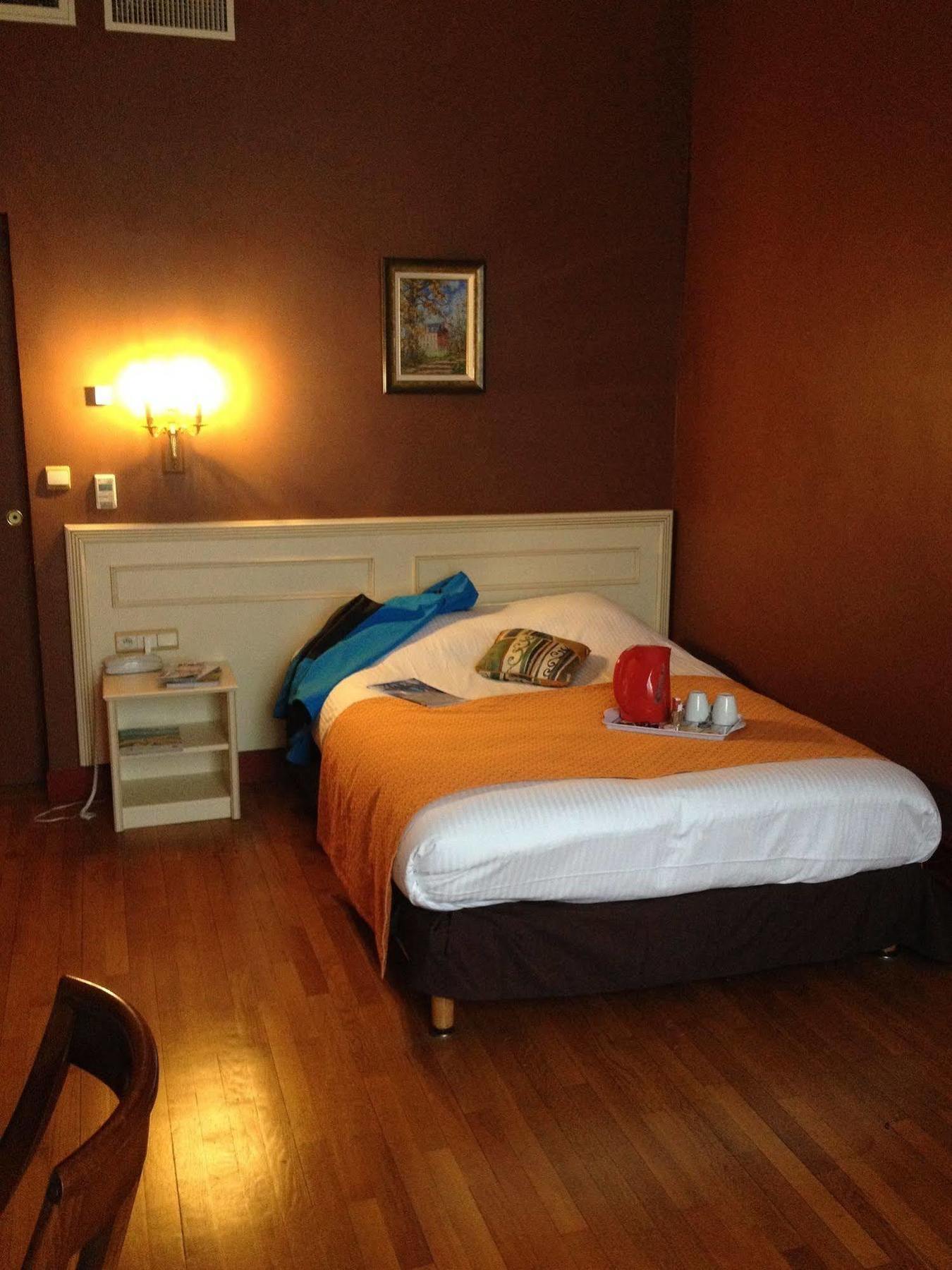 Ermitage Bouquet Hotel Руан Екстериор снимка
