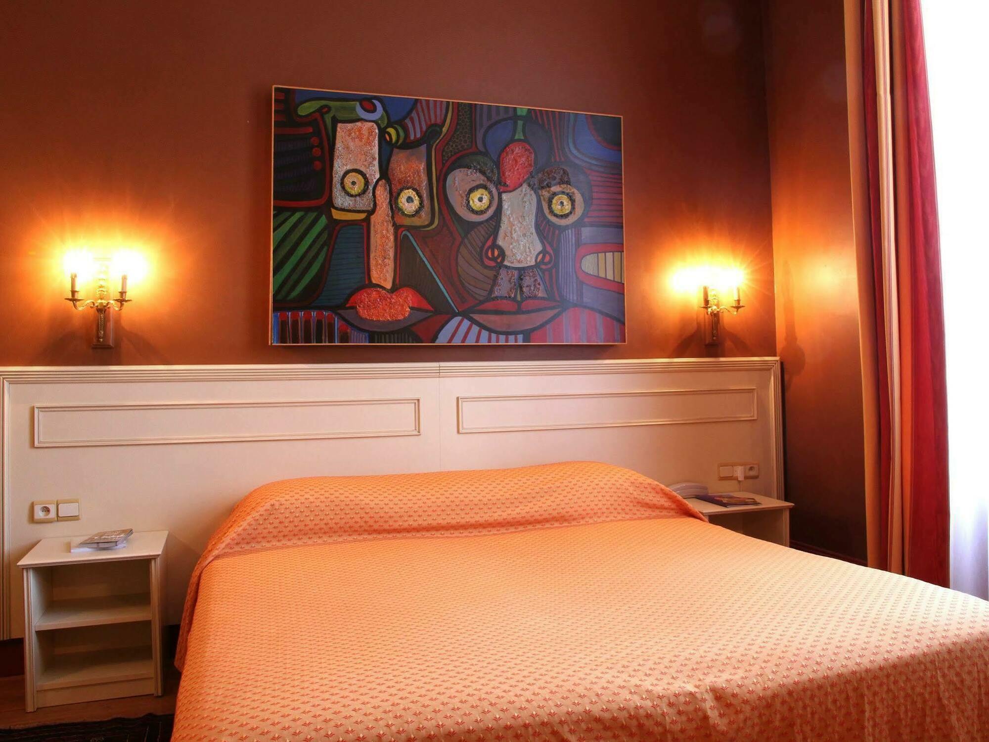 Ermitage Bouquet Hotel Руан Екстериор снимка