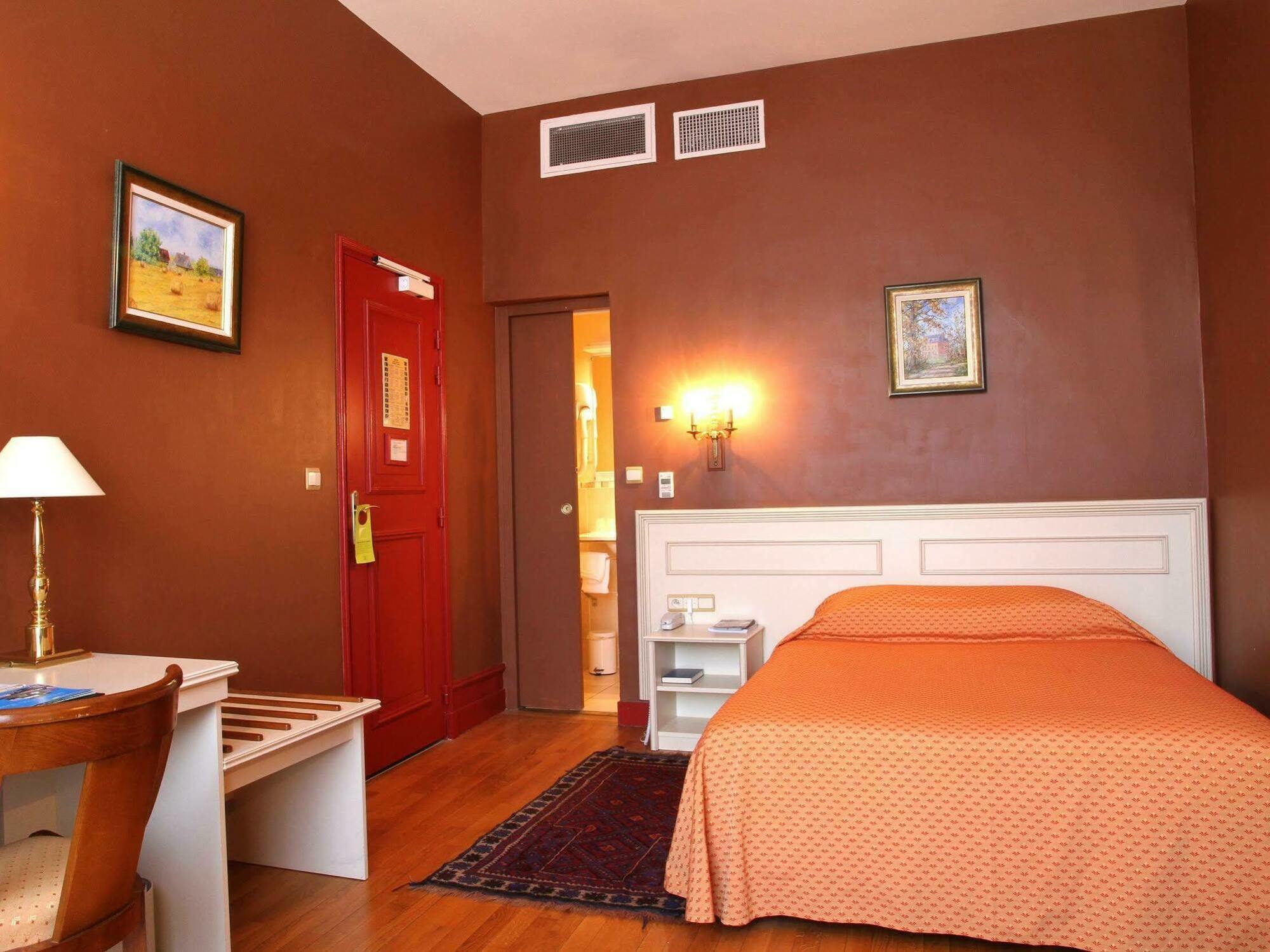 Ermitage Bouquet Hotel Руан Екстериор снимка